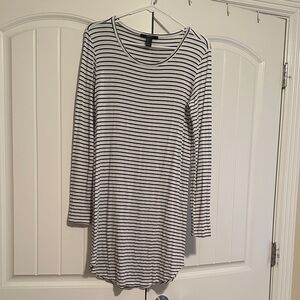 Forever 21 Black and White Striped Long Sleeve Dress